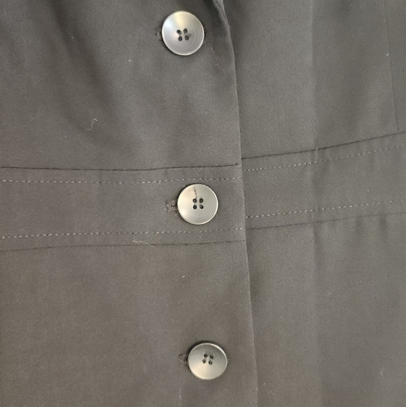 Nine & Company Basics Black Stretch 8 Petite Women's Button Front Blazer - Picture 8 of 13